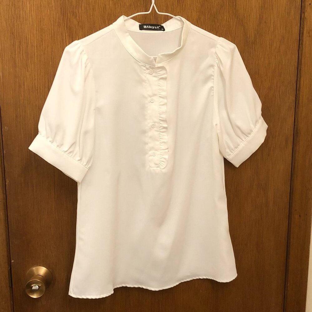 White short-sleeve top - Button up half-placket - XS